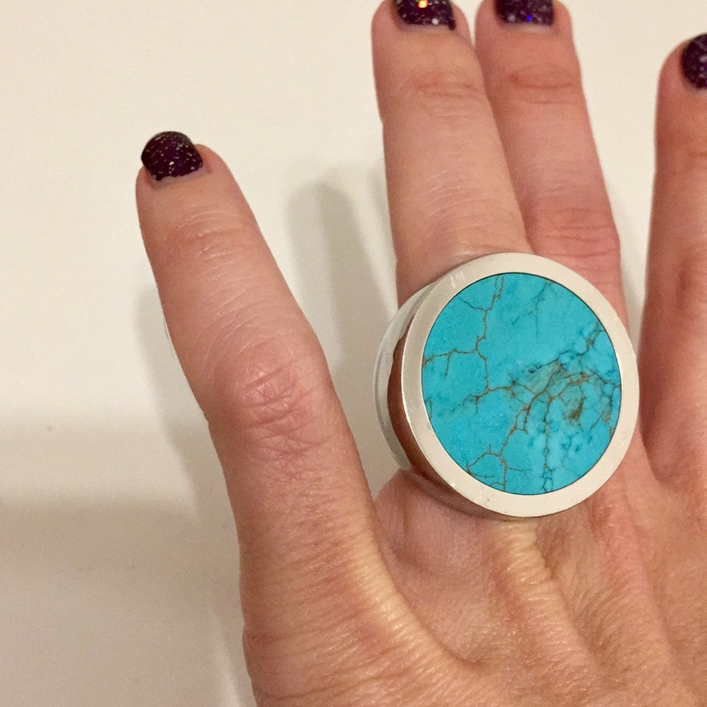 ❤️ SOLD ❤️ MICHAEL KORS ring. Size 7-7.5